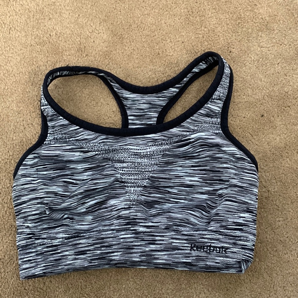 Womens small Reebok sports bra only wore once like brand new